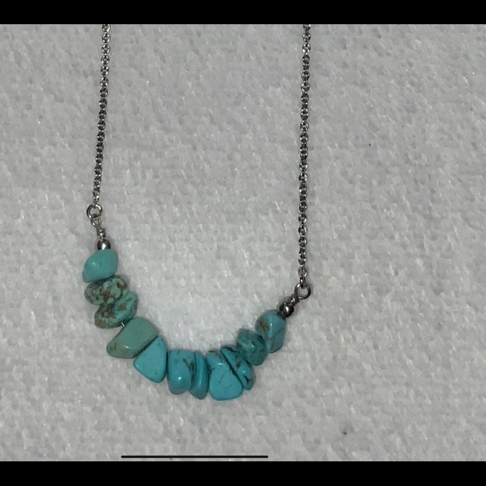 NWOT Turquoise Necklace